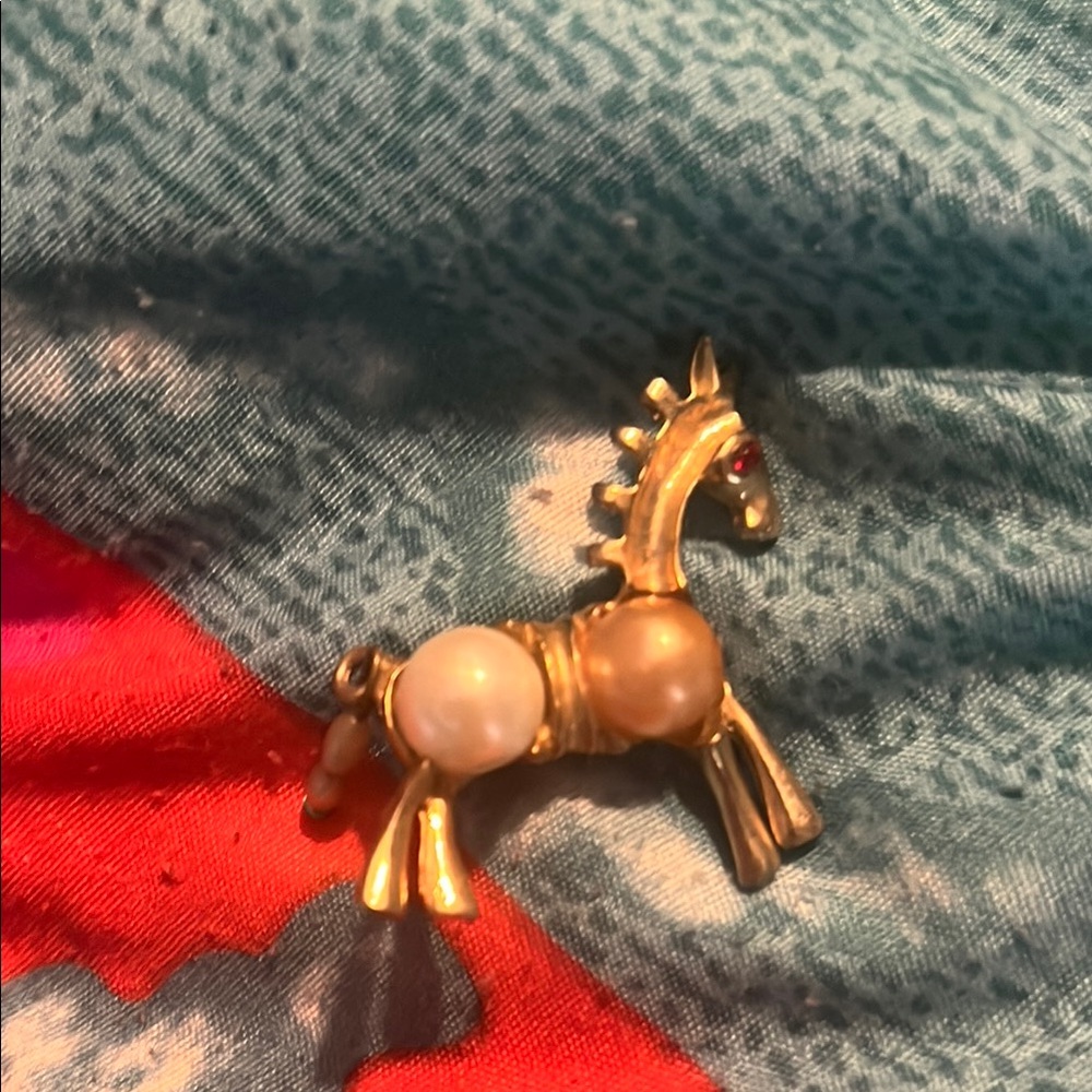 Gold and Cream Horse Watch